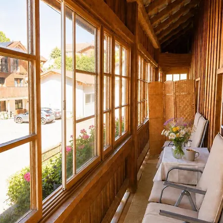 Apartman Am Dorfbrunnen In - Bauernhauscharme Im Allgaeu