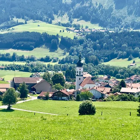 Am Dorfbrunnen In - Bauernhauscharme Im Allgaeu *